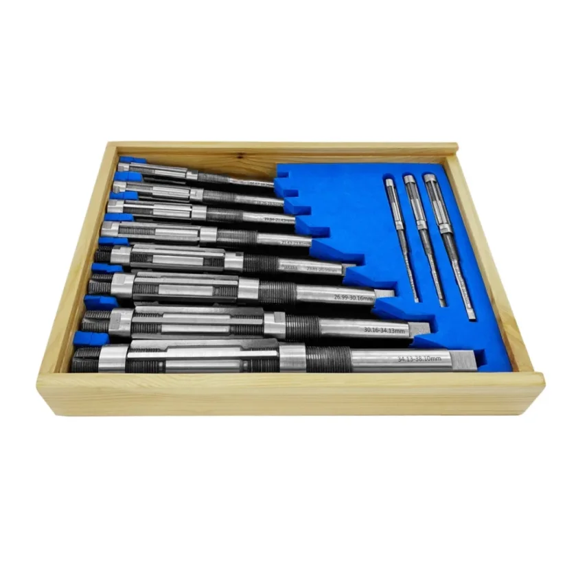 Sada výstružníků s nastavitelným průměrem – 11 ks (H4–H14)