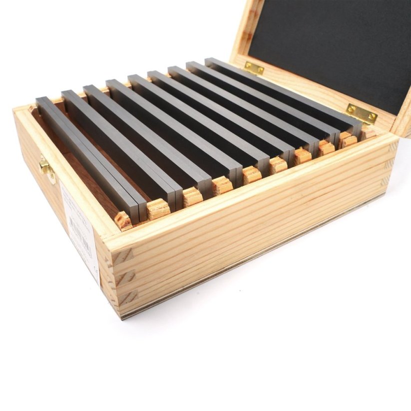 Presné paralelné podložky, dĺžka 100 mm - sada 18 kusov (hr. 4 mm)